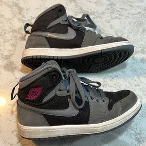 Nike Air Force One - Kids Size 1 - Gently Used - Light & Dark Grey